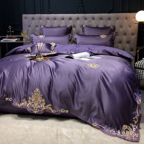 comfortable quilt cover home bedding cover modern minimalist style bed solid color quilt washed silk
comfortable quilt cover home bedding cover modern minimalist style bed solid color quilt washed silk