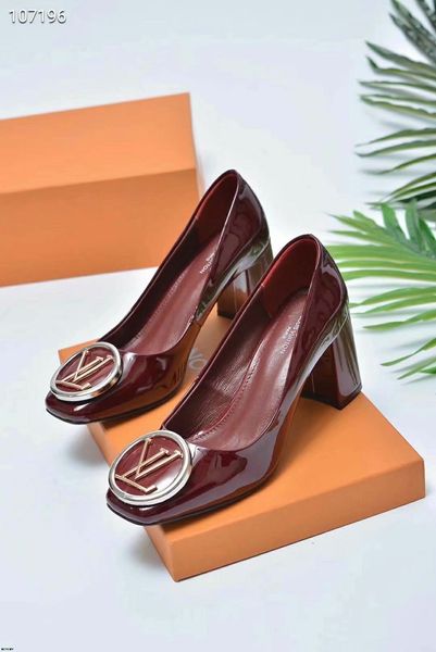 19ss plus size 34-41 women dress shoes square toe medium heels pumps gold heels shoes woman round metal boat shoes low heels, Black
19ss plus size 34-41 women dress shoes square toe medium heels pumps gold heels shoes woman round metal boat shoes low heels, Black