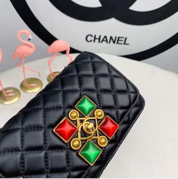 luxury cross-body bag zipper ladies chest chain designer new metallic color jewelry series leather features square accessories, do not have
luxury cross-body bag zipper ladies chest chain designer new metallic color jewelry series leather features square accessories, do not have