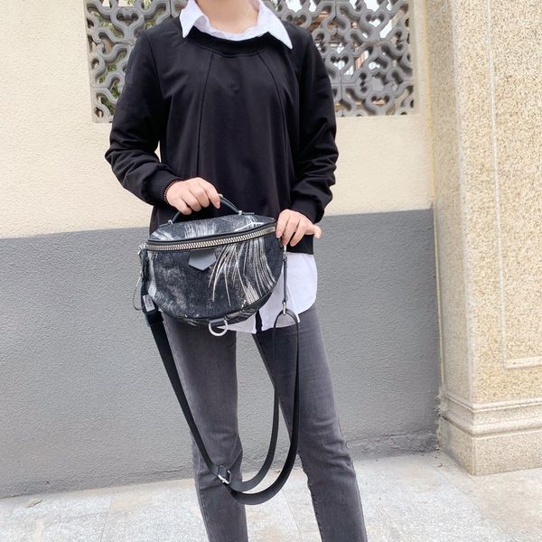 the new western style fashion stripe compact backpack shoulder bag messenger bag female bag lady small 6231
the new western style fashion stripe compact backpack shoulder bag messenger bag female bag lady small 6231