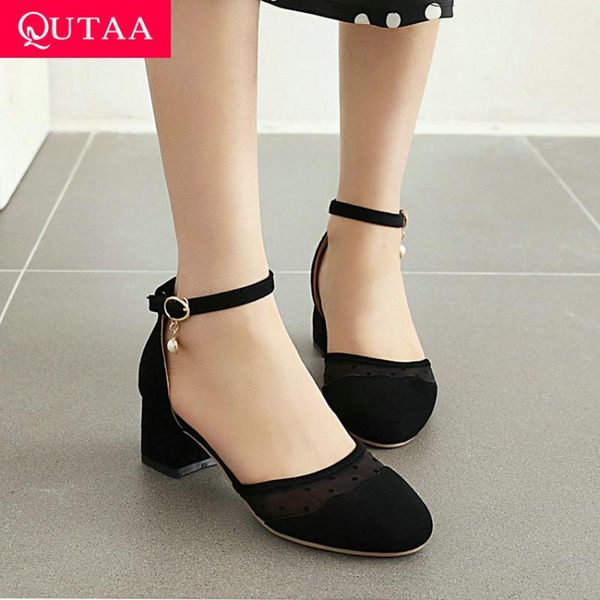 qutaa 2020 patchwork scrub mesh fashion square high heel women shoes casual round toe hollow buckle ladies pumps big size 34-43, Black
qutaa 2020 patchwork scrub mesh fashion square high heel women shoes casual round toe hollow buckle ladies pumps big size 34-43, Black