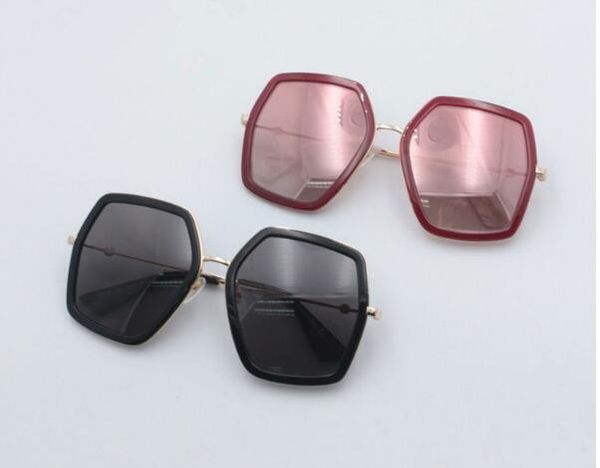 big frame fashion women oversize sunglasses gradient resin brand designer female sun glasses uv400 lentes de sol mujer, White;black
big frame fashion women oversize sunglasses gradient resin brand designer female sun glasses uv400 lentes de sol mujer, White;black