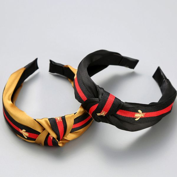 children fashion hair accessories gilr priness hair sticks child kids casual cute bee embroidery accessories girl hair sticks quanlity, Slivery;white
children fashion hair accessories gilr priness hair sticks child kids casual cute bee embroidery accessories girl hair sticks quanlity, Slivery;white