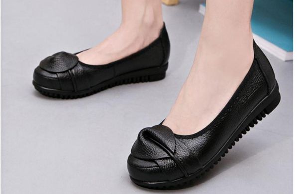 women's shoes in spring and autumn flat bottom round head bowknot anti-skid of soft mother @asd715, Black
women's shoes in spring and autumn flat bottom round head bowknot anti-skid of soft mother @asd715, Black