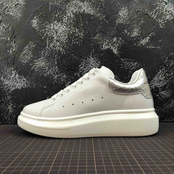 fashion designer comfortable men and women casual shoes upscale casual white shoes luxury designer sneakers, Black
fashion designer comfortable men and women casual shoes upscale casual white shoes luxury designer sneakers, Black