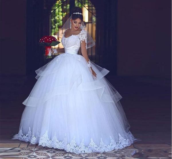 2020 vintage long sleeves wedding dress princess lace applique tulle ball gown floor length bridal dresses plus size, White
2020 vintage long sleeves wedding dress princess lace applique tulle ball gown floor length bridal dresses plus size, White