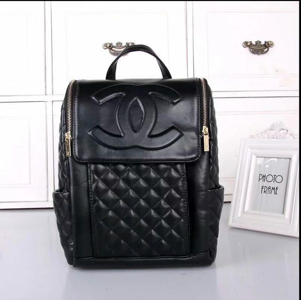 2020 ladies new wild handbag ladies classic shoulder bag women's wild business bag fine leather classic fashion backpack 
2020 ladies new wild handbag ladies classic shoulder bag women's wild business bag fine leather classic fashion backpack