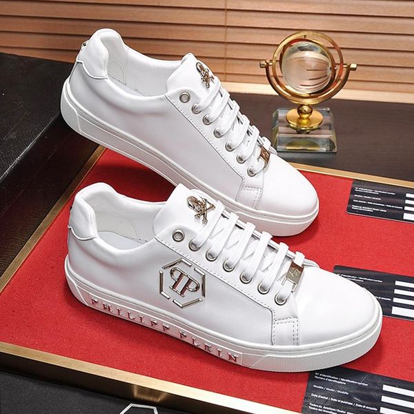 Men Sneakers Shoes Fashion Platform Walking Trainers Athletic Lo-Top Sneakers Statement Scarpe da uomo 2019 Fashion Summer Men Shoes Casual
Men Sneakers Shoes Fashion Platform Walking Trainers Athletic Lo-Top Sneakers Statement Scarpe da uomo 2019 Fashion Summer Men Shoes Casual