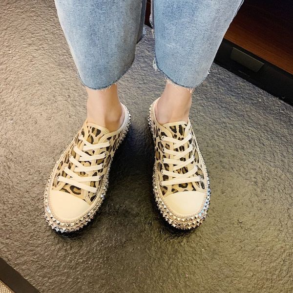 women flats casual shoes woman flat lace up plus size shoe bling shiny crystal slides chaussures femme zapatos mujer sapato d212, Black
women flats casual shoes woman flat lace up plus size shoe bling shiny crystal slides chaussures femme zapatos mujer sapato d212, Black