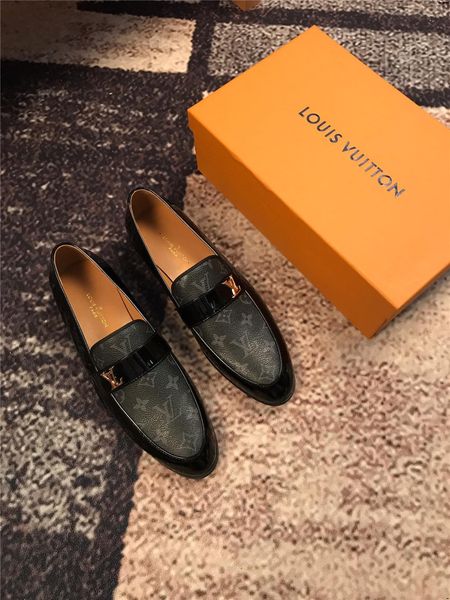 2019 luxury brands leather fashion men business dress loafers pointed toe black shoes oxford breathable formal wedding shoes
2019 luxury brands leather fashion men business dress loafers pointed toe black shoes oxford breathable formal wedding shoes