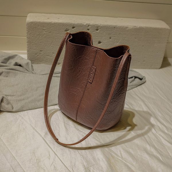 wrinkle pu leather large capacity bucket bag 2020 retro woman's shoulder bags casual woman crossbody bag
wrinkle pu leather large capacity bucket bag 2020 retro woman's shoulder bags casual woman crossbody bag