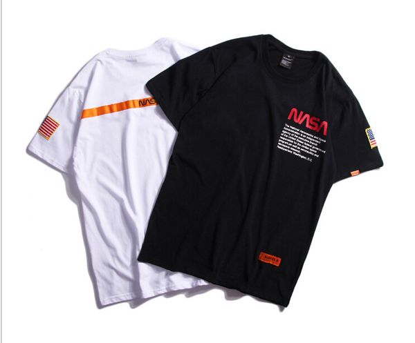 Men Designer Letter Tshirts Summer Hot Casual Loose Brand Tees Short Sleeved Hem Curved Street Hiphop Tops
Men Designer Letter Tshirts Summer Hot Casual Loose Brand Tees Short Sleeved Hem Curved Street Hiphop Tops