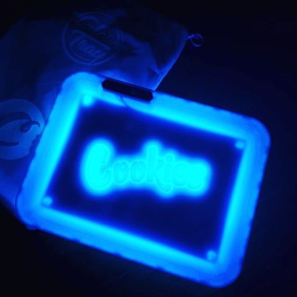 blue cookies portable tobacco box tray illuminated square led tobacco rolling tray with boyfriend portable gift
blue cookies portable tobacco box tray illuminated square led tobacco rolling tray with boyfriend portable gift