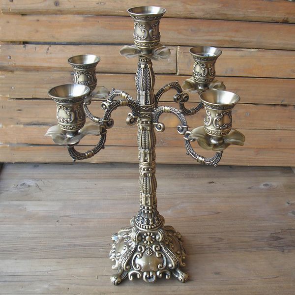 romantic luxury style metal candle holders wedding decoration bar party home decor candlesticks candelabra candle holders 2005
romantic luxury style metal candle holders wedding decoration bar party home decor candlesticks candelabra candle holders 2005