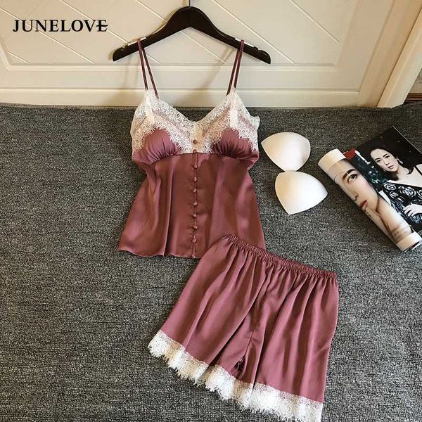 women's sleepwear junelove spring summer lace pajamas ice silk with chest pad spaghetti strap twinset pijama for women two pieces sets, Black;red
women's sleepwear junelove spring summer lace pajamas ice silk with chest pad spaghetti strap twinset pijama for women two pieces sets, Black;red