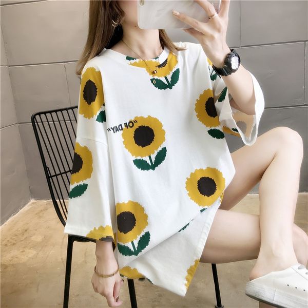 2020 loose coat and popular half sleeve ins fashionable medium and long super top, White
2020 loose coat and popular half sleeve ins fashionable medium and long super top, White