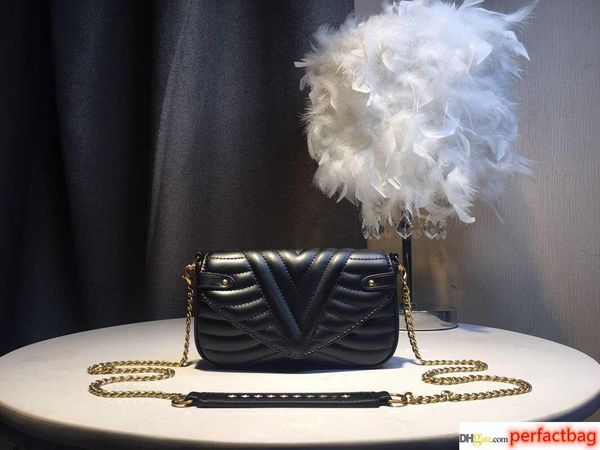 shoulder bags women luxury designer real leather chain crossbody bag handbags famous chian designer purse high quality
shoulder bags women luxury designer real leather chain crossbody bag handbags famous chian designer purse high quality