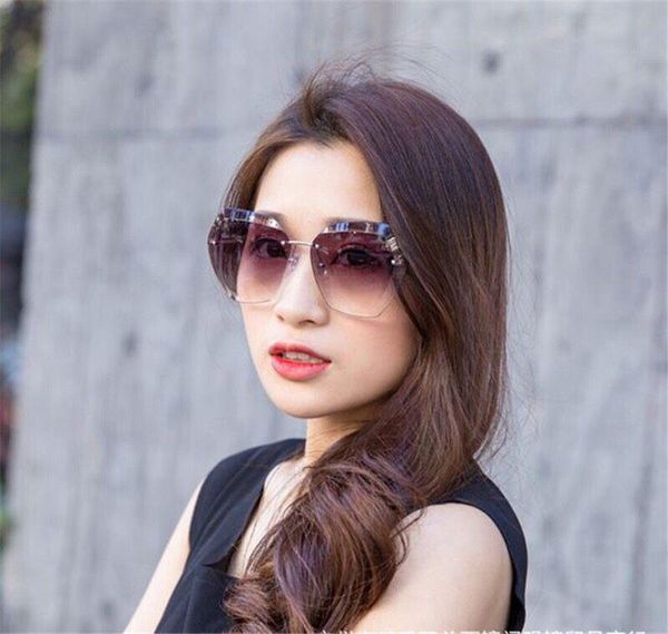 boundless large square cut edge sunglasses fashion ocean piece gradient sunglasses cat eyes, White;black
boundless large square cut edge sunglasses fashion ocean piece gradient sunglasses cat eyes, White;black