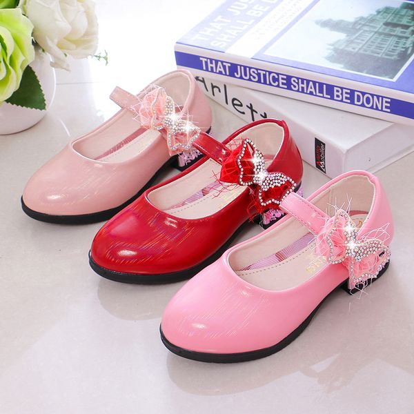 children princess girls sandals kids shoes for girls dress shoes low heel summer patent leather party sandal stm005, Black;grey
children princess girls sandals kids shoes for girls dress shoes low heel summer patent leather party sandal stm005, Black;grey