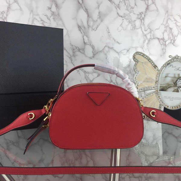 new fashion luxury designer woman handbag cross body bags shoulder genuine leather tote purse bags cowhide quality mini bags
new fashion luxury designer woman handbag cross body bags shoulder genuine leather tote purse bags cowhide quality mini bags