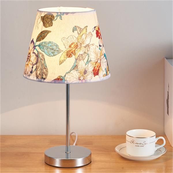 simple and modern l bedroom desk lamp desk adjustment night light creative birthday gift led decoration table lamp
simple and modern l bedroom desk lamp desk adjustment night light creative birthday gift led decoration table lamp