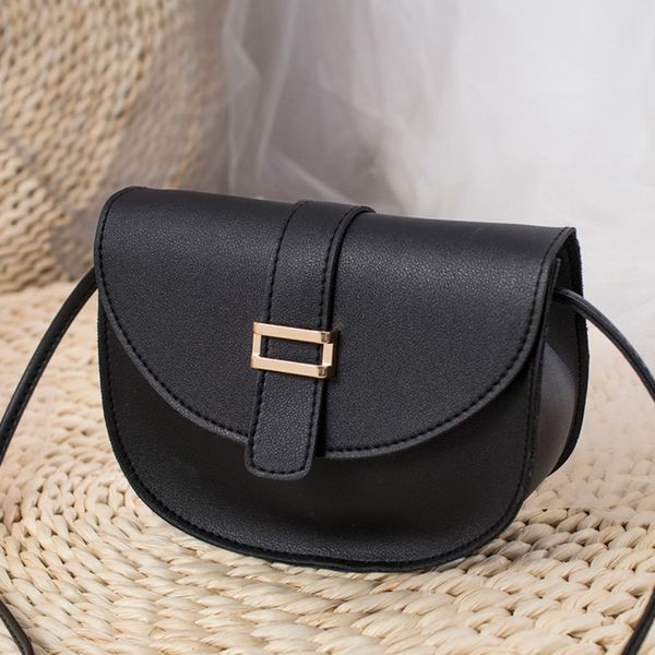 2019 women elegant new arch bridge semi-circle ladies cross body bag solid color draw buckle buckle korean women's shoulder bag
2019 women elegant new arch bridge semi-circle ladies cross body bag solid color draw buckle buckle korean women's shoulder bag