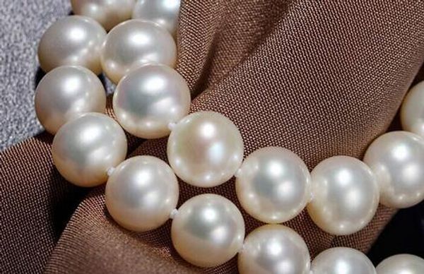 excellent genuine 18 "9-10mm south sea natural white pearl necklace, Silver
excellent genuine 18 "9-10mm south sea natural white pearl necklace, Silver