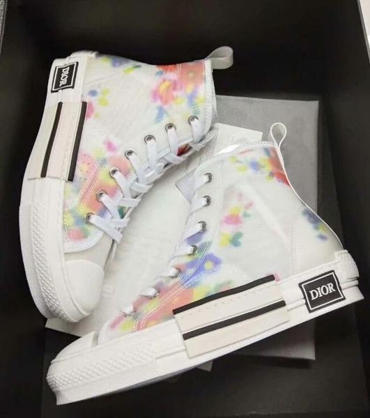 19SS Цветы Технических Canvas Косого B23 B24 High Low Top Sneakers в Косой мужской Марке B23 обуви женщины мод кроссовок
19SS Цветы Технических Canvas Косого B23 B24 High Low Top Sneakers в Косой мужской Марке B23 обуви женщины мод кроссовок