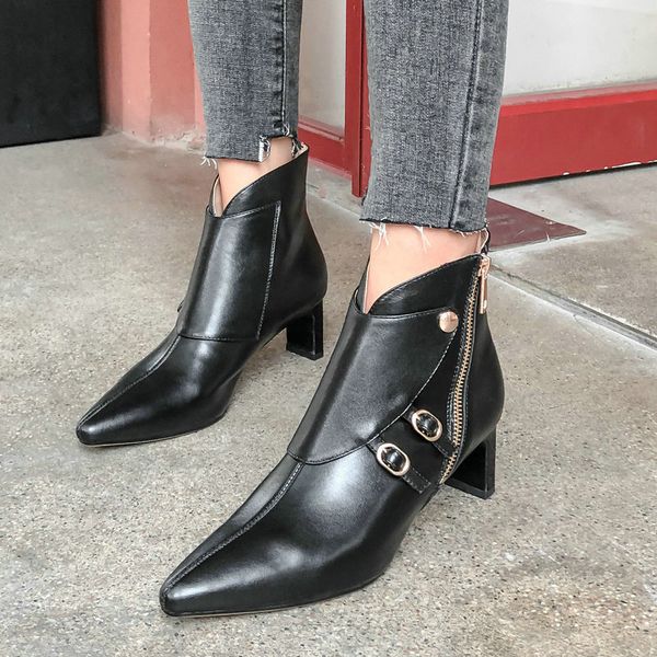 black green genuine leather ankle boots woman fashion pointed toe booties 2019 ladies block heel shoes woman
black green genuine leather ankle boots woman fashion pointed toe booties 2019 ladies block heel shoes woman