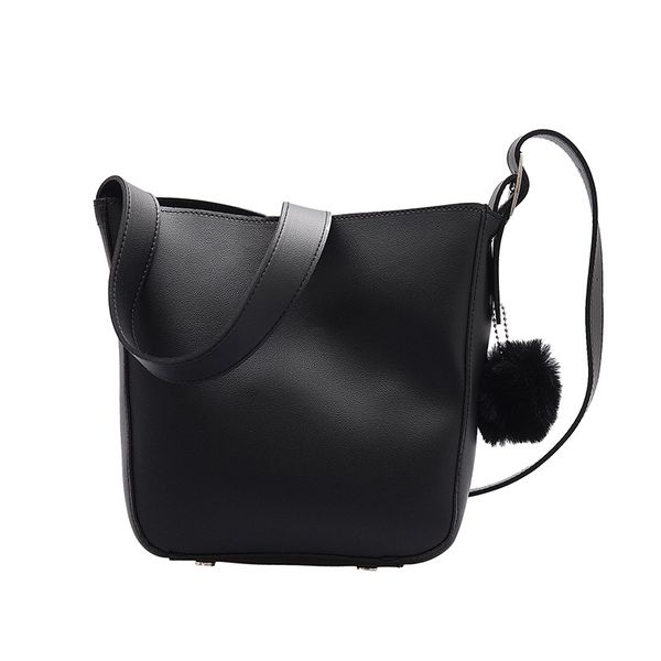 simple solid bucket bags for women new design thread hair ball ladies shoulder bag large capacity flap bags
simple solid bucket bags for women new design thread hair ball ladies shoulder bag large capacity flap bags