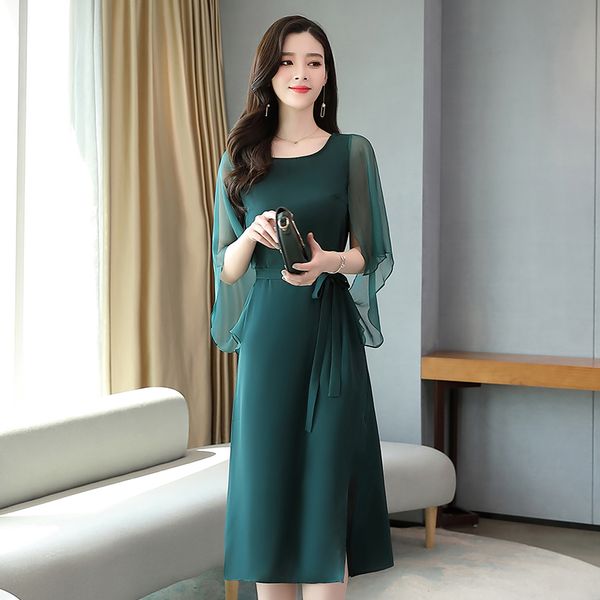 silk dress women's 2020 summer new temperament slim slim solid color silk high-end long skirt, White;black
silk dress women's 2020 summer new temperament slim slim solid color silk high-end long skirt, White;black