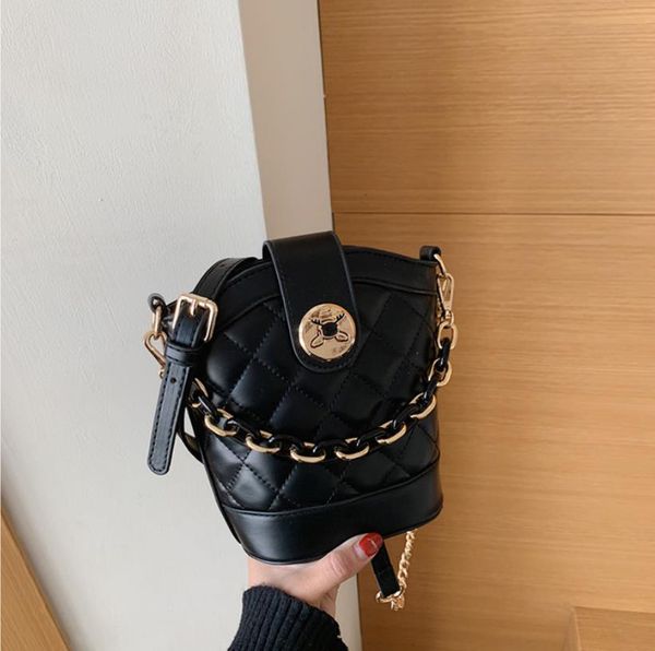 Newset Fashion Women Famous Casual Designer Messenger Bag Women Cross Body Chain Bag Handbag Satchel Purse Cosmetic Bags
Newset Fashion Women Famous Casual Designer Messenger Bag Women Cross Body Chain Bag Handbag Satchel Purse Cosmetic Bags