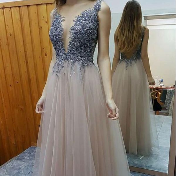 2019 v neck long prom dresses floor length backless tulle evening gown formal party wear, Black
2019 v neck long prom dresses floor length backless tulle evening gown formal party wear, Black