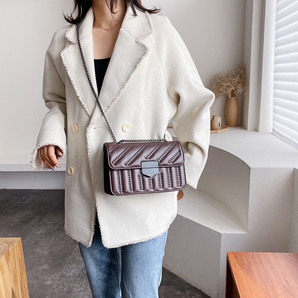 small pu leather crossbody bags for women 2020 rivets chain shoulder messenger bag female travel handbags
small pu leather crossbody bags for women 2020 rivets chain shoulder messenger bag female travel handbags