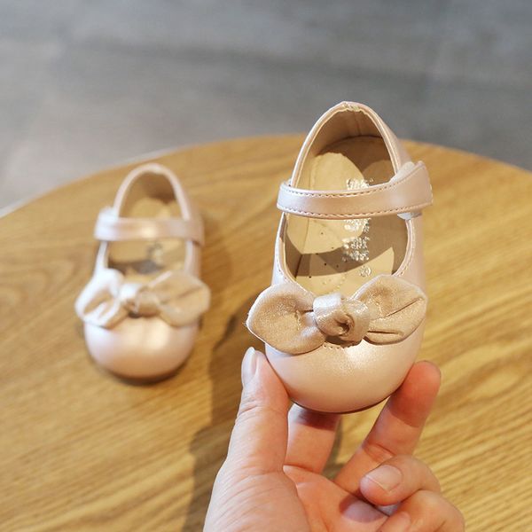 baby girl solid color toddler shoes 0-2 years old baby soft bottom leather shoes toddler spring and autumn casual
baby girl solid color toddler shoes 0-2 years old baby soft bottom leather shoes toddler spring and autumn casual