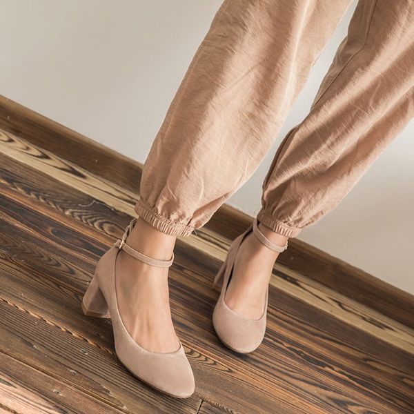oversized ladies high heels women shoes woman pumps round-headed heavy-heeled single shoes, Black
oversized ladies high heels women shoes woman pumps round-headed heavy-heeled single shoes, Black