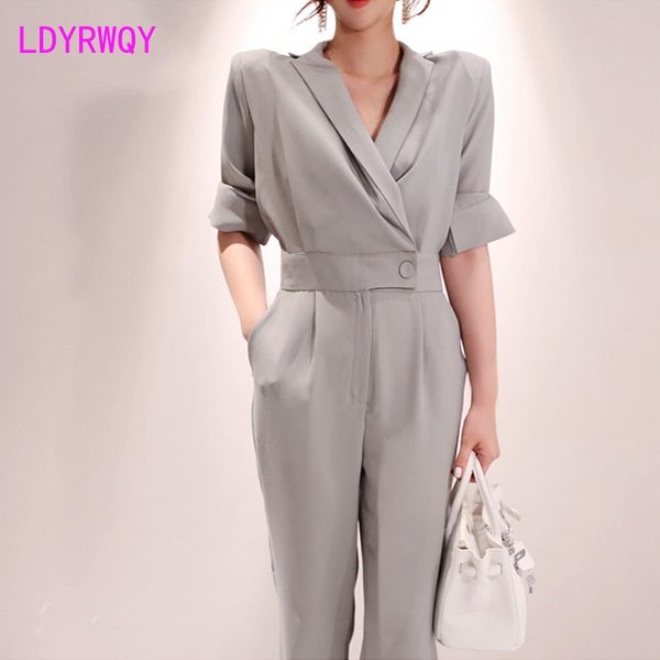 2020 korean slim fit waist slim sleeve jumpsuit office lady broadcloth button solid rompers regular, Black;white
2020 korean slim fit waist slim sleeve jumpsuit office lady broadcloth button solid rompers regular, Black;white