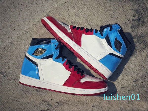 с box 1 high og бесстрашным первого класса красный синий мужчины баскетбол обувь 1s unc чикаго лакированные спорт кроссовки 11l
с box 1 high og бесстрашным первого класса красный синий мужчины баскетбол обувь 1s unc чикаго лакированные спорт кроссовки 11l