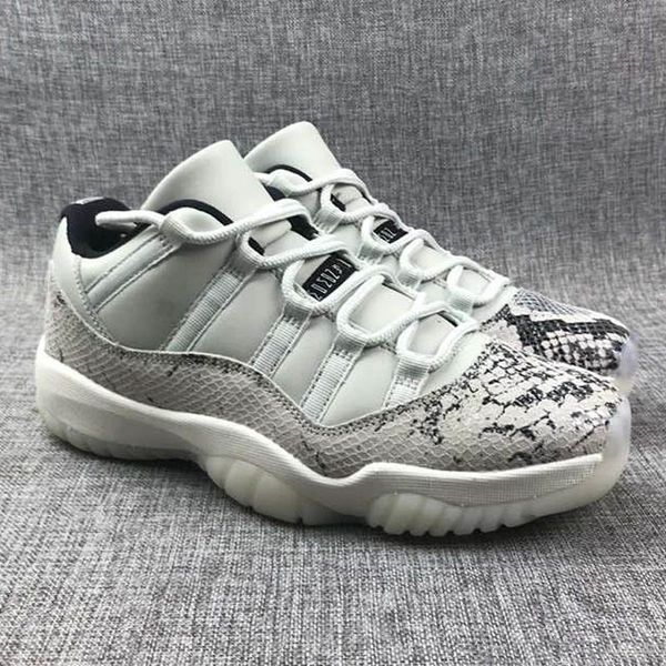 new 11 low navy blue pink light bone snakeskin basketball shoes men women 11s prem hc high 45 snakeskin sports sneakers high quality
new 11 low navy blue pink light bone snakeskin basketball shoes men women 11s prem hc high 45 snakeskin sports sneakers high quality
