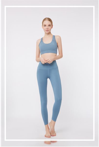 womens designer tracksuits fashion solid color sports suit for yoga womens clothing brand sports bra gym pants yoga suit 4 color
womens designer tracksuits fashion solid color sports suit for yoga womens clothing brand sports bra gym pants yoga suit 4 color