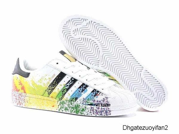 2020 originals superstar white hologram iridescent junior superstars 80s pride sneakers super star women men sport casual shoes trainers, Black;red
2020 originals superstar white hologram iridescent junior superstars 80s pride sneakers super star women men sport casual shoes trainers, Black;red