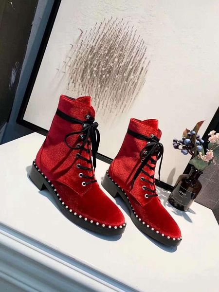 good 19ss autumn and winter women boots original design and anti-skidding snow boots genuine leather martin boots, Black
good 19ss autumn and winter women boots original design and anti-skidding snow boots genuine leather martin boots, Black