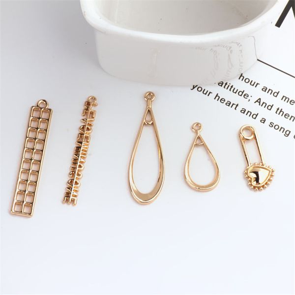 10 pcs new design 2020 fashion circle letter popular pendant fashionable earrings for women pendant diy jewelry accessories, Silver
10 pcs new design 2020 fashion circle letter popular pendant fashionable earrings for women pendant diy jewelry accessories, Silver