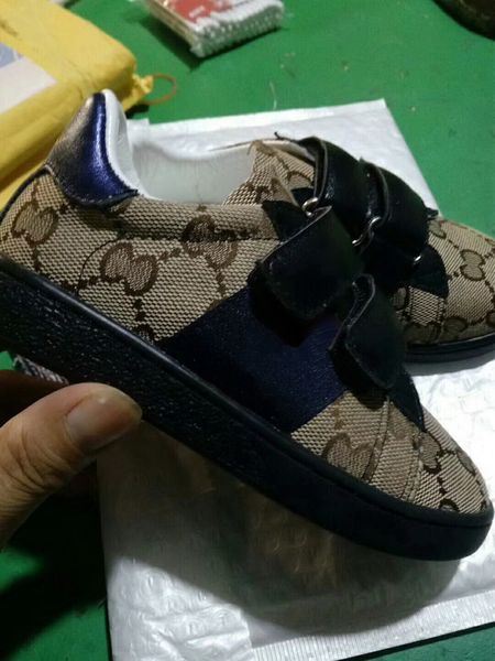 kids designer shoes 5 colors ace print leather g shoes for boys girls nice toddler shoes, Black;red
kids designer shoes 5 colors ace print leather g shoes for boys girls nice toddler shoes, Black;red