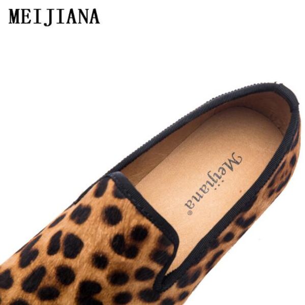 новый ручной leopard мужчины red bottom мокасины gentleman luxury fashion стрессовые обувь партии блесток обувь мужчины повседневная обувь, Black
новый ручной leopard мужчины red bottom мокасины gentleman luxury fashion стрессовые обувь партии блесток обувь мужчины повседневная обувь, Black