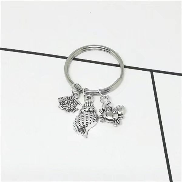 fish keyring, crab keychain, animal charm keyring, keychain gift, simple cute key accessory, Silver
fish keyring, crab keychain, animal charm keyring, keychain gift, simple cute key accessory, Silver