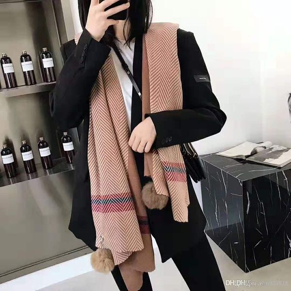 casual real rabbit hair ball two-sided design sense trend fan, super love style, cashmere shawl oversize multi-function, classic style gener, Blue;gray
casual real rabbit hair ball two-sided design sense trend fan, super love style, cashmere shawl oversize multi-function, classic style gener, Blue;gray