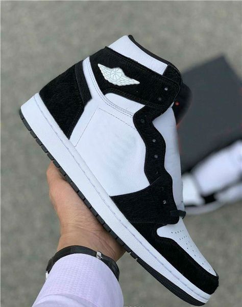 оптовая high og wmns баскетбольная обувь 1 1s panda цвет мужская черный белый спорт на открытом воздухе кроссовки
оптовая high og wmns баскетбольная обувь 1 1s panda цвет мужская черный белый спорт на открытом воздухе кроссовки