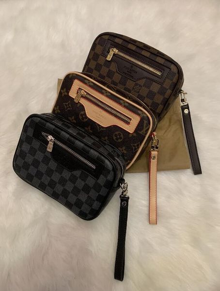 3 colors new fashion men travel toilet pouch women cosmetic organizer make up bag famous classical toiletry bag wallet
3 colors new fashion men travel toilet pouch women cosmetic organizer make up bag famous classical toiletry bag wallet