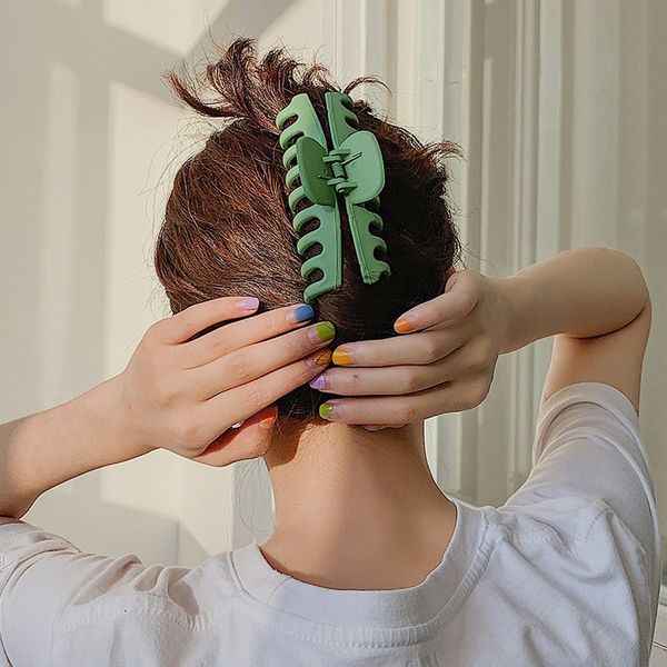 fashion acrylic hair clips for women crab for hair large size clip girls claw clip vintage hairclip accessories
fashion acrylic hair clips for women crab for hair large size clip girls claw clip vintage hairclip accessories